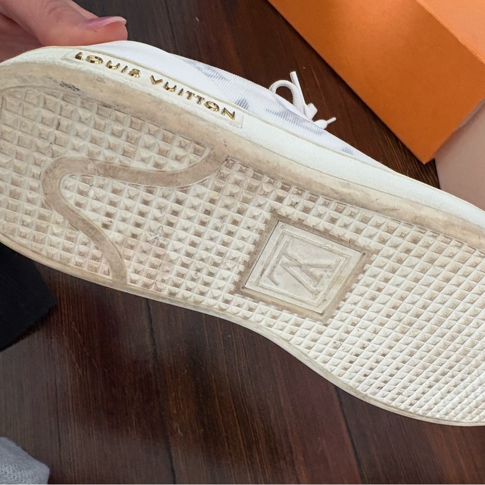 Louis Vuitton White and Pink Monogram Sneakers - Picture 5 of 8